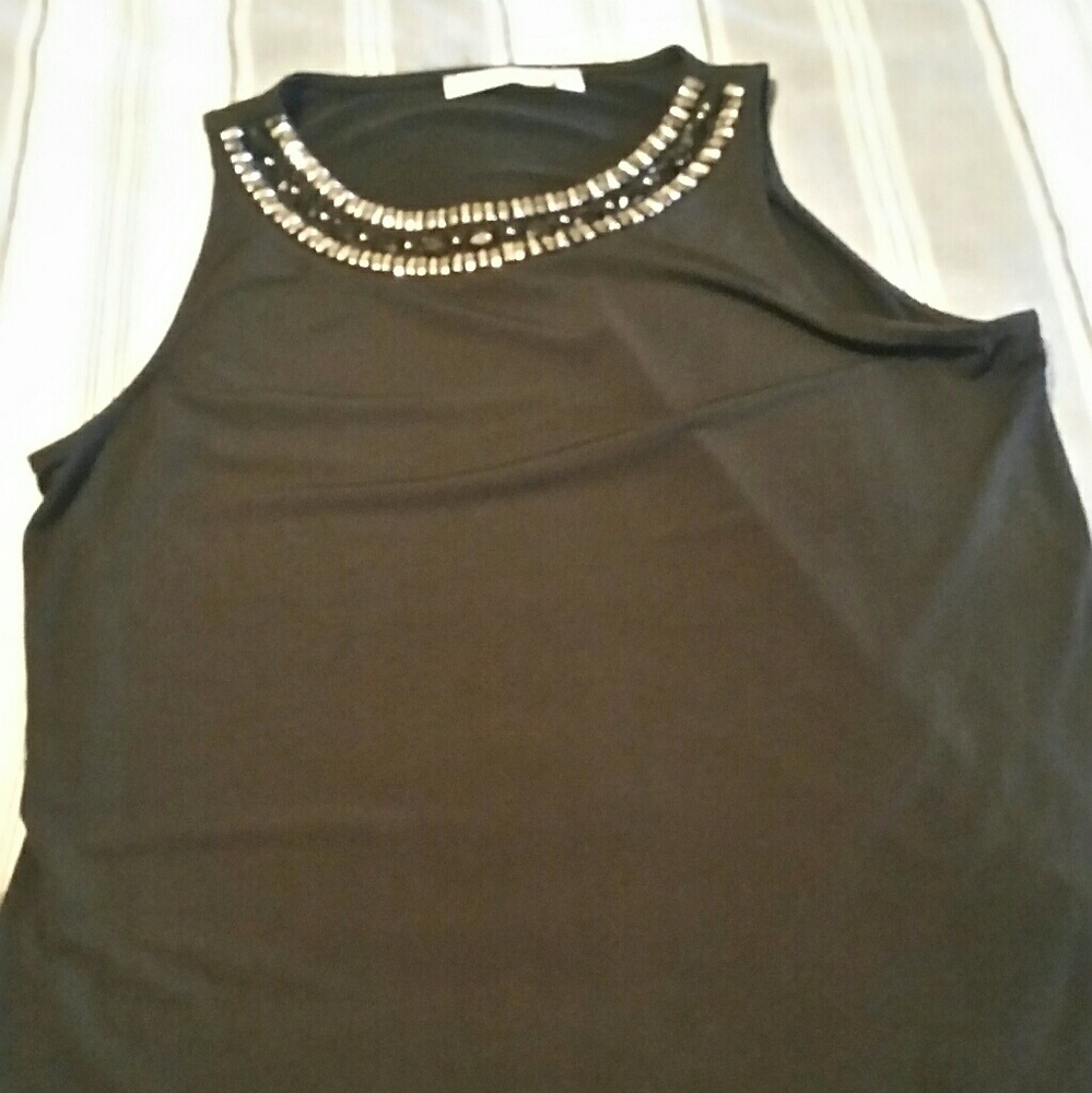 Sleeveless beaded shirt